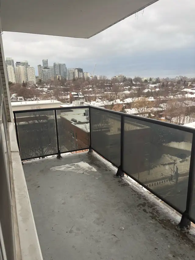 furnished private room for rent  in Room Rentals & Roommates in City of Toronto - Image 9