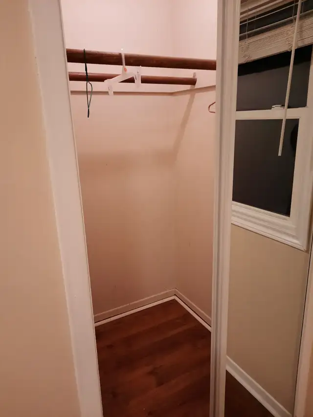 Room for Rent in Room Rentals & Roommates in Windsor Region - Image 7