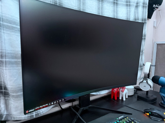 PC Gaming Set Up in Desktop Computers in Ottawa - Image 2