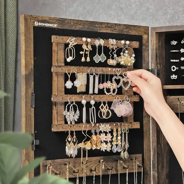 Lockable Jewelry Cabinet Armoire with Mirror, Wall-Mounted Space in Home Décor & Accents in Markham / York Region - Image 6