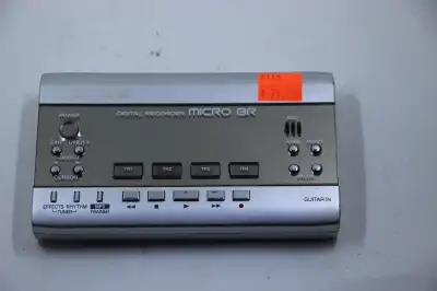 Meet the ultimate palmtop guitar companion and recording studio. Only slightly larger than an iPod,...