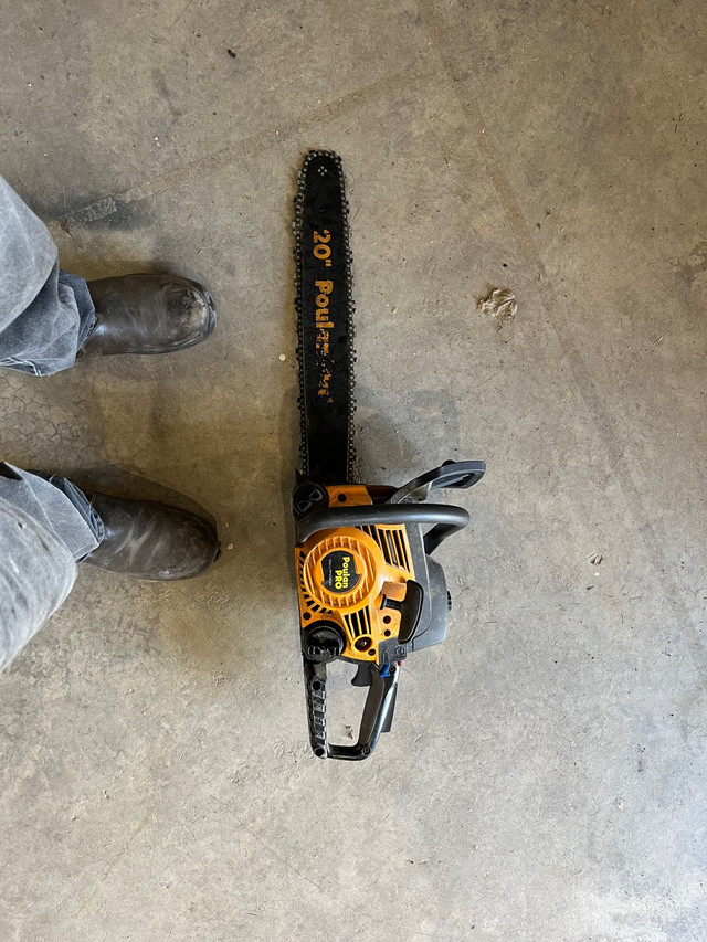 Chain saw  in Power Tools in Sault Ste. Marie
