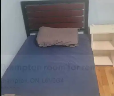 Large, clean and well ventilated room in sharing with 1 person is for rent in Brampton. Room is on t...