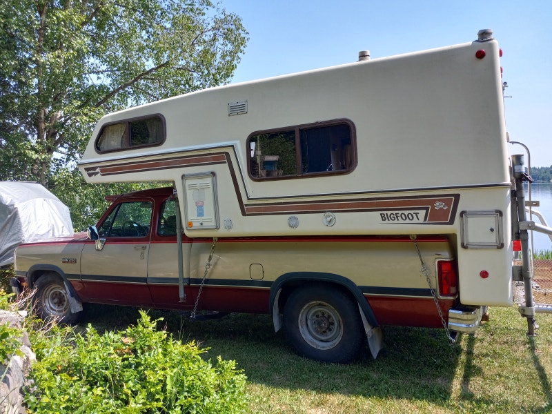 Camper and truck Travel Trailers & Campers Quesnel Kijiji