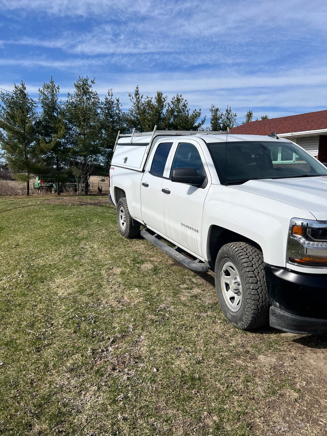 2019 Chevrolet Silverado in Cars & Trucks in Ottawa - Image 2