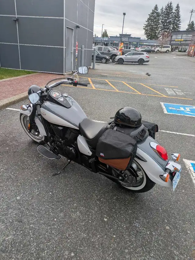 2021 Kawasaki Vulcan 900 Classic in Street, Cruisers & Choppers in Abbotsford - Image 2