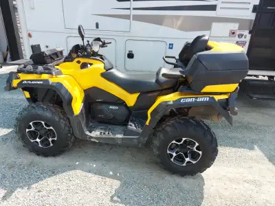 Original Owners 3000 kms 139 litre cargo box 3000 warn winch with synthetic wrinch rope Aluminum fro...