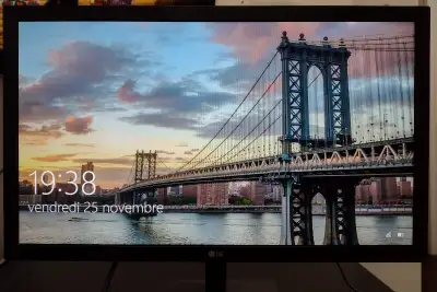 Lg écran 22 pouces IPS HDMI, View more