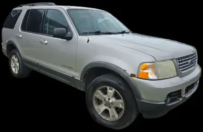 $2000 or best offer 2004 Ford Explorer Selling as is Safety up end of July SOHC 4.6 litre V8 254104...
