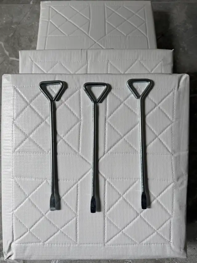 New 15” x 15”  baseball or softball bases and used equipment in Baseball & Softball in North Shore - Image 2