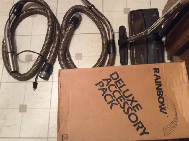 Rainbow vacuum accessories and carpet washing kit. in Vacuums in Oshawa / Durham Region - Image 2