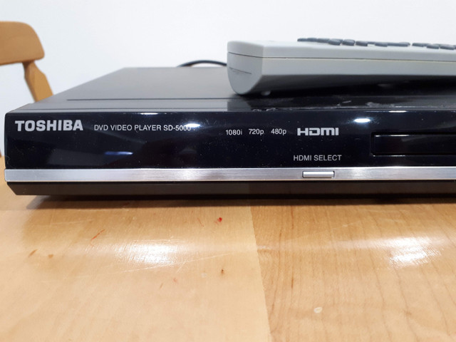 Toshiba DVD Player SD-5000 in CDs, DVDs & Blu-ray in Markham / York Region
