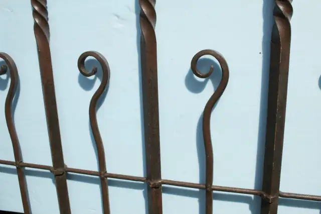 PORTAIL FER FORGÉ in Decks & Fences in Granby - Image 8