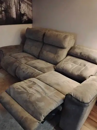 2000$ recliner needs to be gone. We are downsizing apartments and have no space. It's in very good c...
