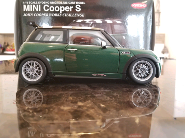 1:18 Diecast Kyosho Mini Cooper S John Cooper Works Challenge Gr