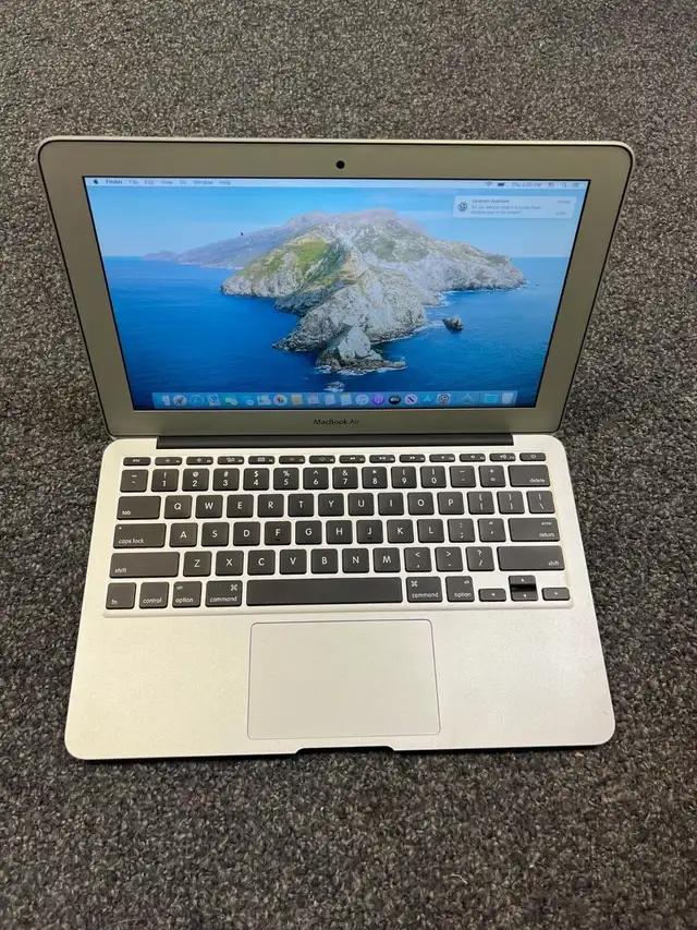 MacBook Air 2015 $199 ✨✨✨414906743207372801
