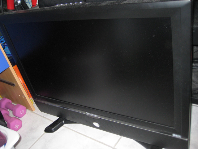 FS: SONY 32 inches LCD TV, ViewSonic 27 inches LCD TV in TVs in Ottawa - Image 2