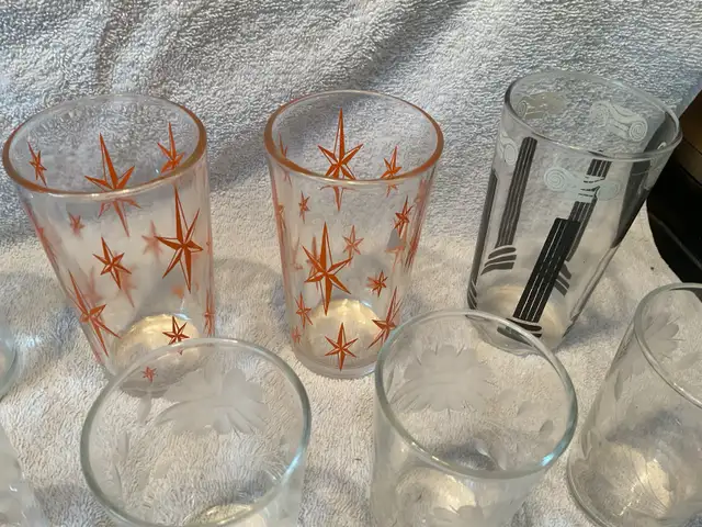 VERRES POUR BOIRE ANCIENTS 1950 in Arts & Collectibles in Québec City - Image 4