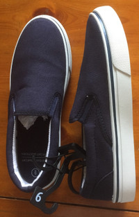 Everyday Comfort Shoe (Size 9) (New)