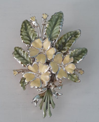 Vintage Exquisite Enamel Primrose Flower Brooch 50s Birthday Feb