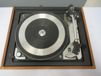 DUAL 1019 Vintage Turntable Record player with shure cartridge