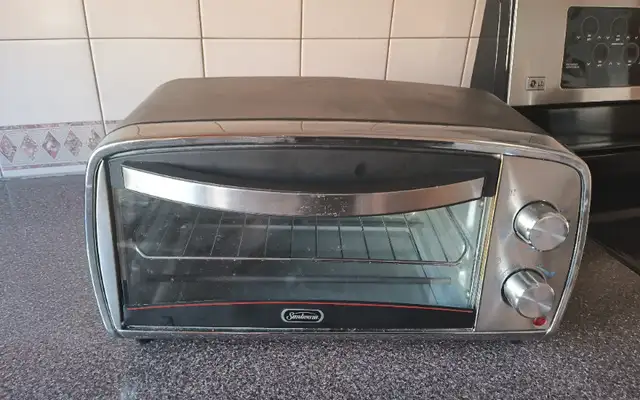 Toster  and Toster oven62863732059905124
