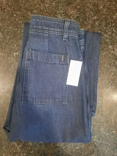 jeans Buffalo neuve pour femmes grandeur 27, View more