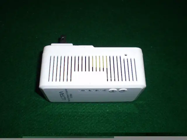 Networking WiFi Range Extenders - ARRIS D-Link Netgear in Networking in City of Toronto - Image 9