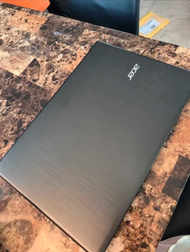 Acer Laptop and Charger $210 Firm in Laptops in Edmonton - Image 9