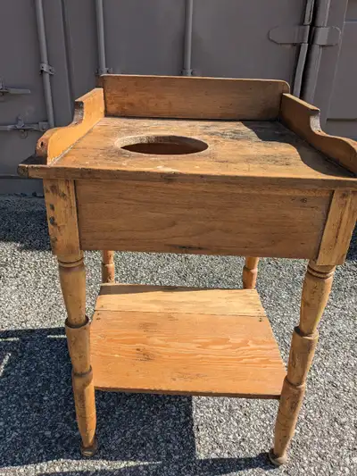 Pine Wash Stand with large hole for Bowl, in good shape and could be used in cottage or rustic bathr...