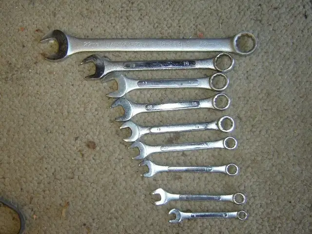 Wrench Sets, Various brands, Metric & Imperial in Hand Tools in Kawartha Lakes - Image 2