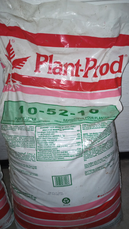 Engrais soluble 10-52-10 dans Plantes, engrais et terreaux  à Saint-Hyacinthe