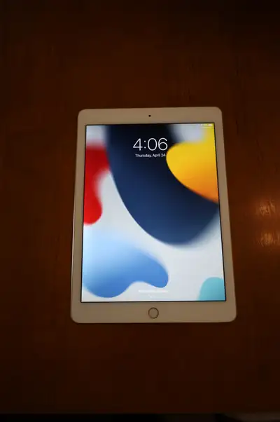 Ipad Air 2nd Gen 64 GB Excellent Con. $100.00 Firm, View more
