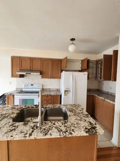 Room for sharing on rent