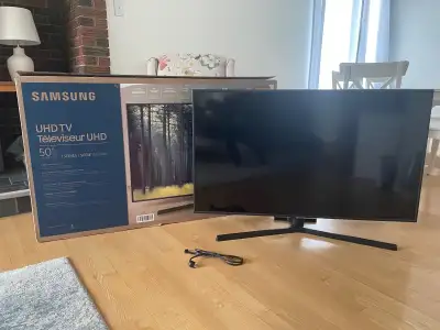 Samsung 50" NU7400 UHD Smart TV – Excellent Condition, View more