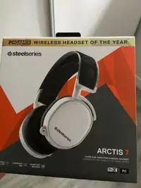 SteelSeries Arctis 7 Wireless Gaming Headset - Ultra-Low Latency