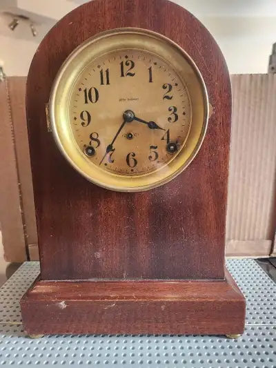 Seth thomas mantle clock beehive 89C, View more