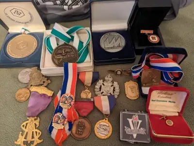 Lot de medaille varier, View more