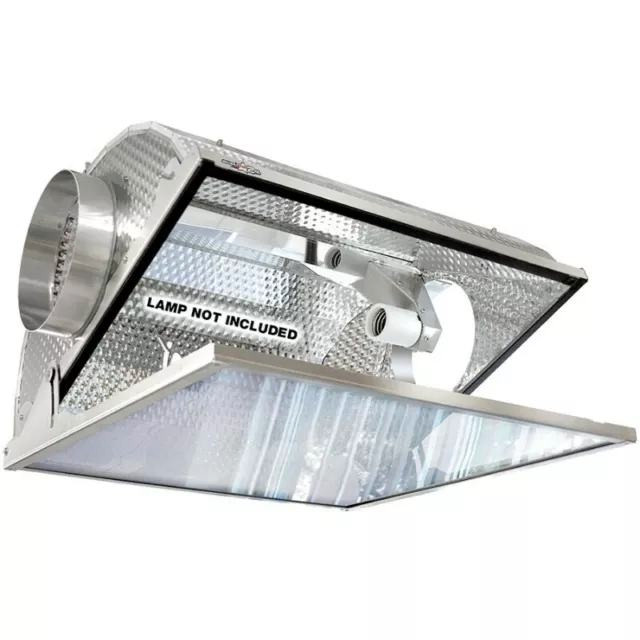 Silverstar 2XL 8" Reflector w/ Lamp Cord in Indoor Lighting & Fans in Belleville