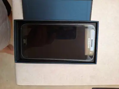 Galaxy S7, View more