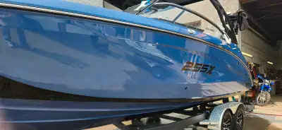 Yamaha Boat 225 XD, View more