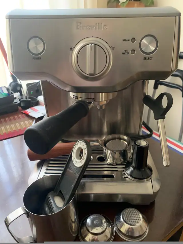 LIKE NEW+EXTRAS! Breville Duo Temp Pro espresso model BES810 in Coffee Makers in City of Toronto - Image 3