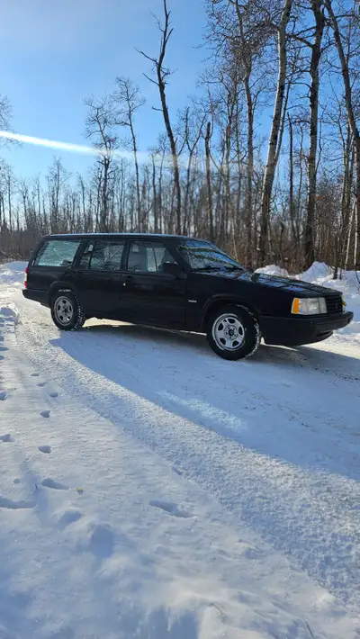 Runs and drives. Super fun car. From B.C, recent saskatchewan safety. Minor rust. Bluetooth, cruise...