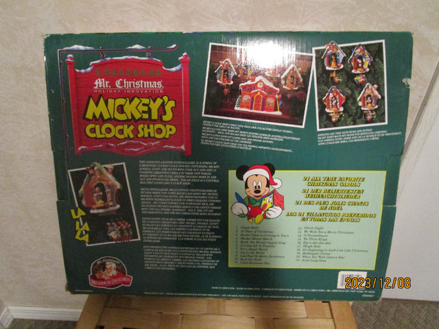 MICKEY MOUSE CHRISTMAS DECORATION in Holiday, Event & Seasonal in Port Alberni - Image 2