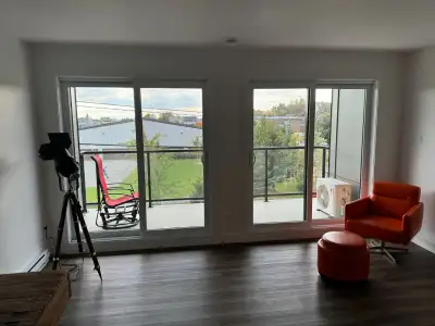 Appartement 4 1/2 lumineux à louer – Moderne et spacieux Superbe appartement au goût du jour offrant...
