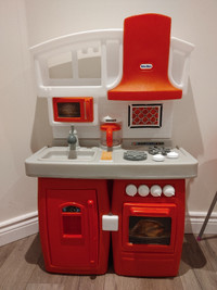 Kids play kitchen