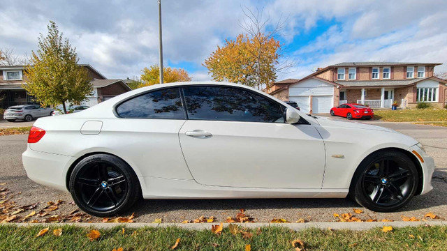 Bmw 328i RWD | 6 speed manual in Cars & Trucks in City of Toronto - Image 3