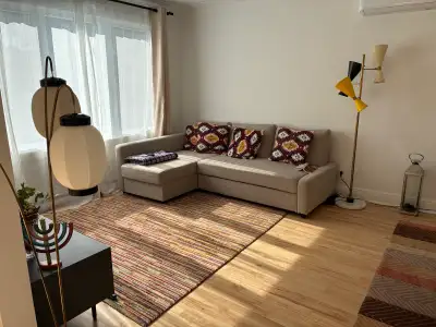 Tres bel appartement de 3 chambres et bureau à louer dès mai 2026. Situé dans une rue calme à proxim...