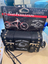 Schwinn OCC chopper handlebar bag