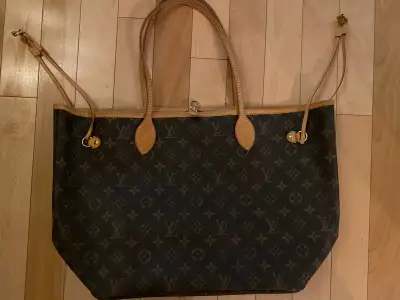 Sac Louis Vuitton Authentique en excellent état , View more